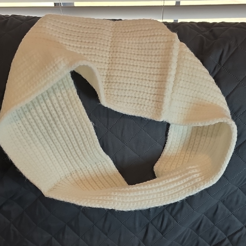 Chic Cream Knit Infinity Scarf